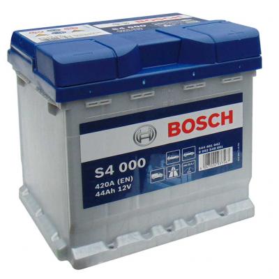 Bosch Silver S4 akkumulátor, 12V 44Ah 420A, J+ Punto, 0092S40001